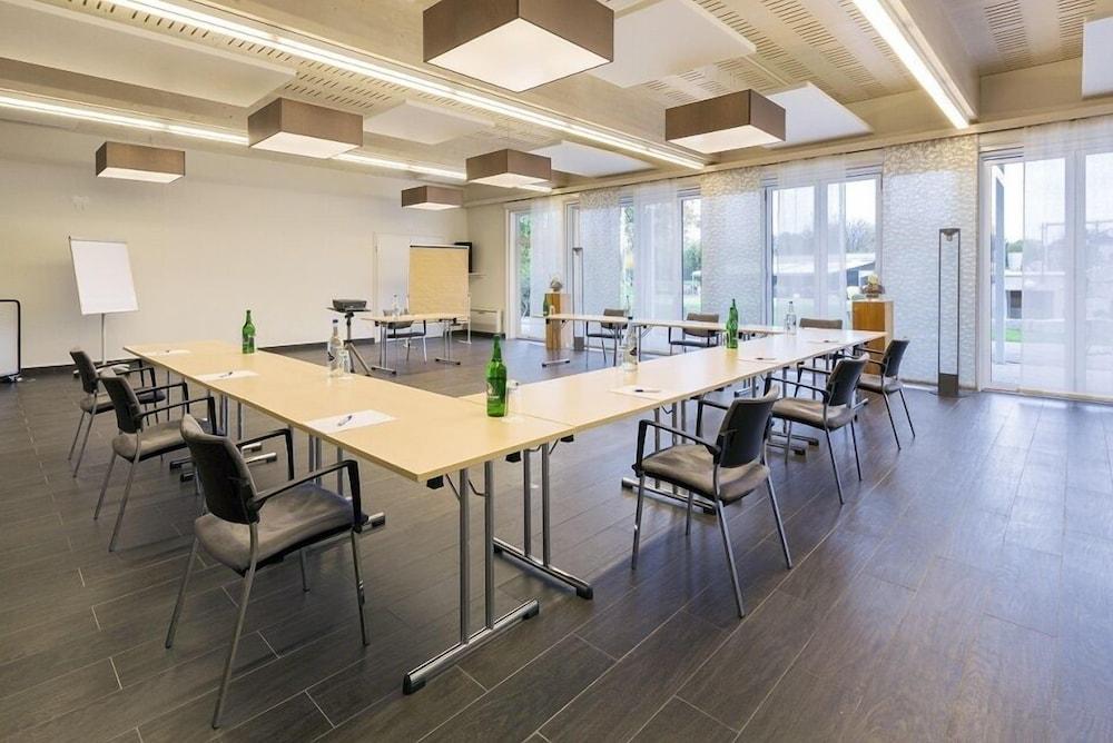 Aarau West Swiss Quality Hotel Oberentfelden Ngoại thất bức ảnh