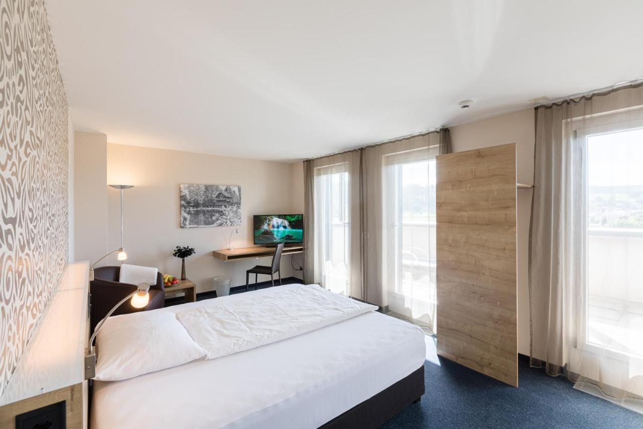 Aarau West Swiss Quality Hotel Oberentfelden Ngoại thất bức ảnh