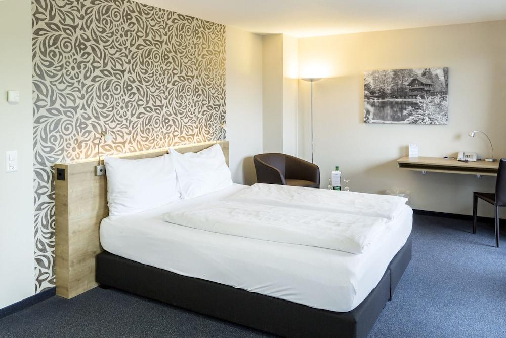 Aarau West Swiss Quality Hotel Oberentfelden Ngoại thất bức ảnh
