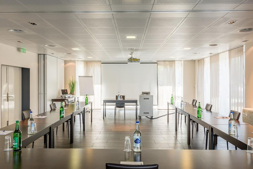 Aarau West Swiss Quality Hotel Oberentfelden Ngoại thất bức ảnh